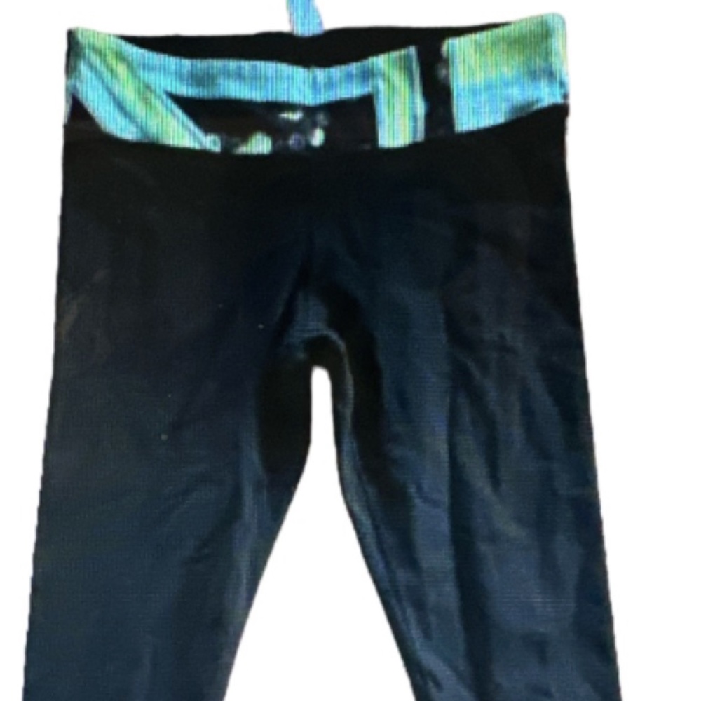 lululemon ivivva girls reveraible black crop leggings